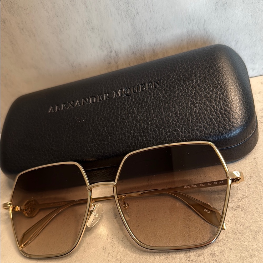 Alexander McQueen Gold Sunglasses - Picture 6 of 6